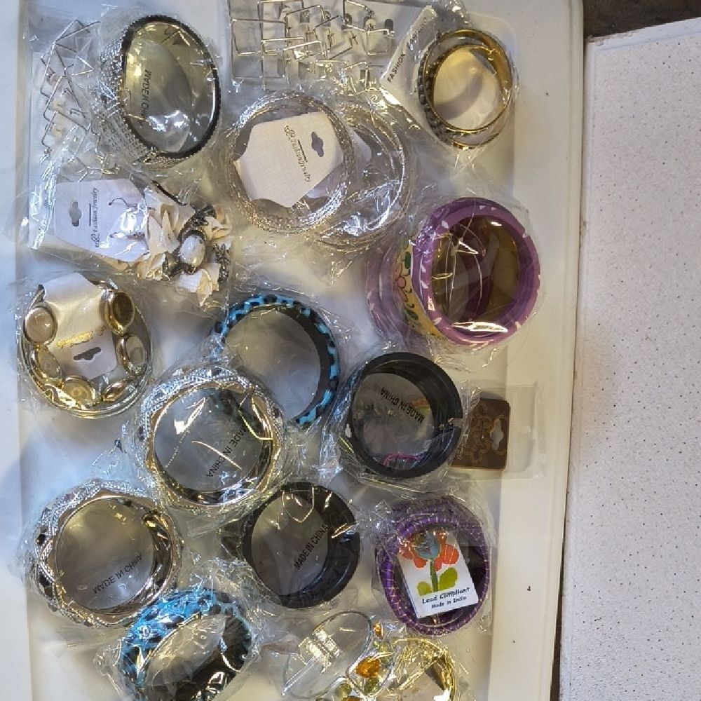 Assorted Bangle Bracelets Set